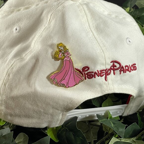 Disney Aurora Trading Pin Sleeping Beauty Sparkling Gown Badge Lapel Pin Brooch - Picture 9 of 12